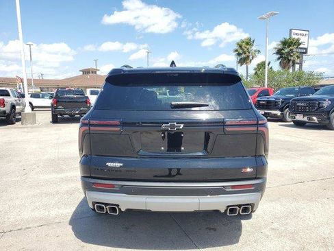 New 2026 Chevrolet Traverse Z71 w/ Driver Confidence Package AWD/4WD image 6
