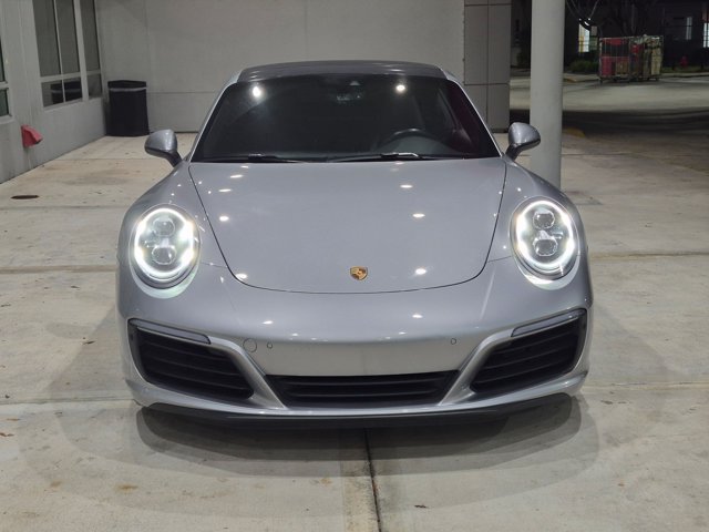 Used 2018 Porsche 911 Carrera RWD image 2