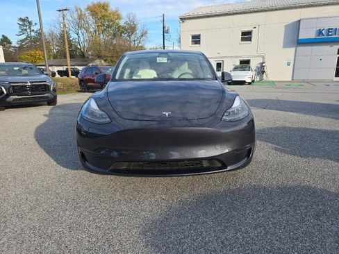 Used 2024 Tesla Model Y Long Range image 5