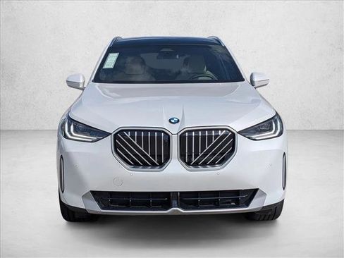 Used 2026 BMW X3 xDrive30i w/ Premium Package AWD/4WD image 5