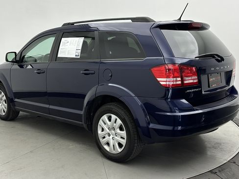 Used 2018 Dodge Journey SE image 5