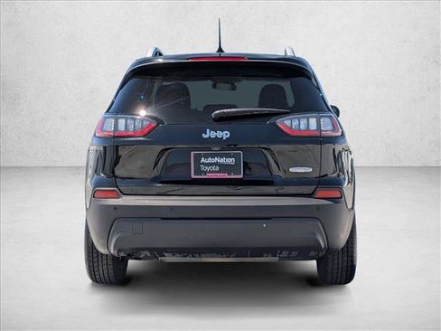 Used 2019 Jeep Cherokee Latitude Plus FWD image 7
