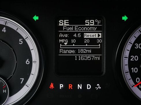 Used 2018 RAM 2500 Tradesman w/ Chrome Appearance Group AWD/4WD image 32