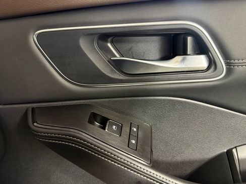 Used 2021 Nissan Rogue SL w/ Premium Package FWD image 25