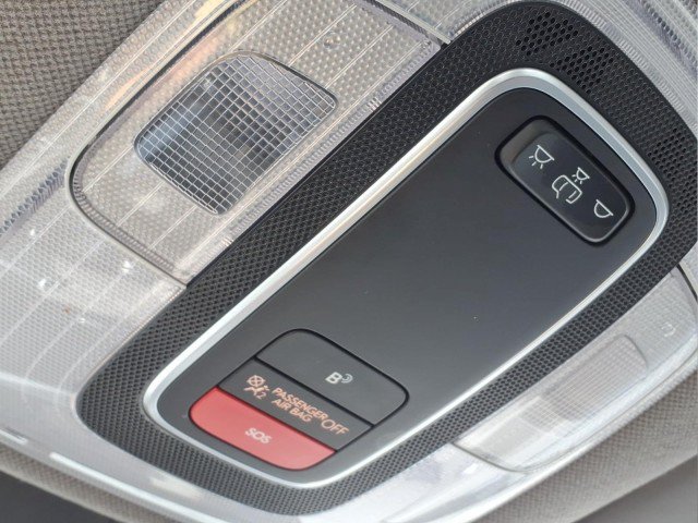 Used 2024 Hyundai Elantra SEL FWD image 25