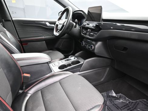 Used 2023 Ford Escape ST-Line image 27