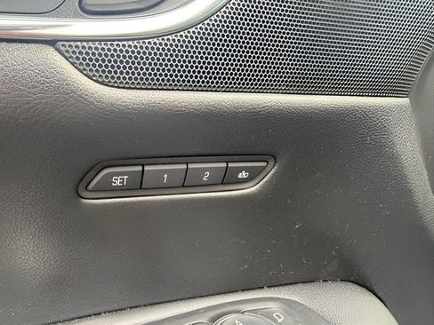 Used 2018 Cadillac XT5 Luxury w/ LPO, Black Ice Package image 13