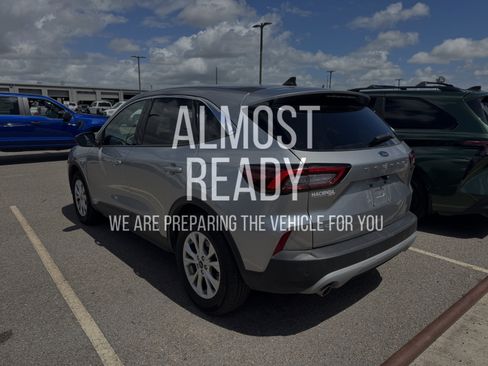 Used 2024 Ford Escape Active w/ Tech Pack #1 FWD image 3