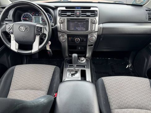 Used 2015 Toyota 4Runner SR5 AWD/4WD image 12