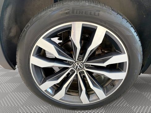 Used 2021 Volkswagen Atlas Cross Sport SEL Premium R-Line AWD/4WD image 30