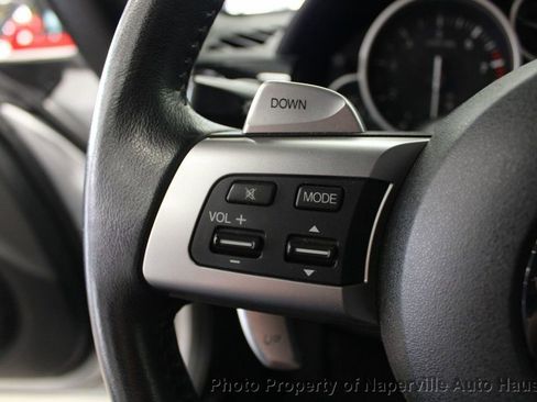 Used 2006 MAZDA MX-5 Miata Touring image 17