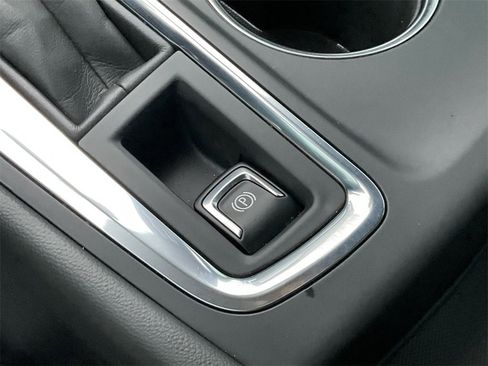 Used 2024 Chevrolet Equinox LS w/ Midnight Edition image 22