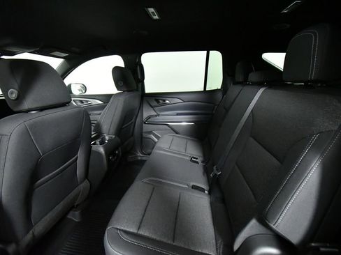 New 2026 Chevrolet Traverse LT w/ LPO, Floor Liner Package AWD/4WD image 24