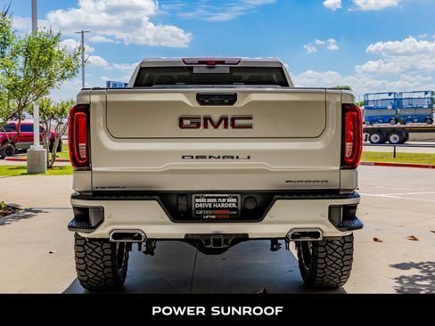 Used 2025 GMC Sierra 1500 Denali w/ Denali Reserve Package image 8