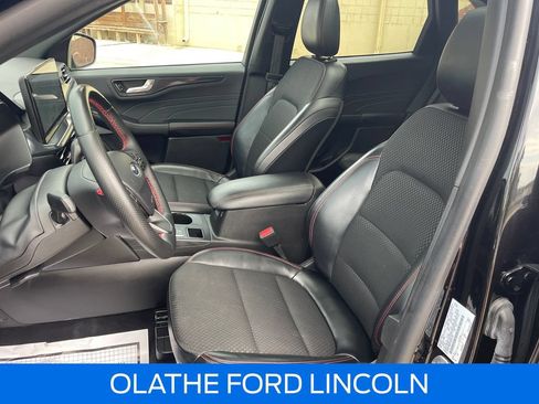 Certified 2024 Ford Escape ST-Line w/ Tech Pack #1 AWD/4WD image 13
