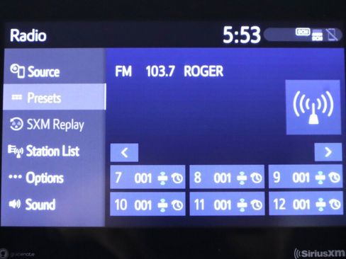 Used 2020 Toyota Tacoma SR image 16