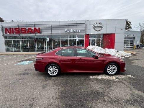 Used 2022 Toyota Camry LE w/ Carpet Mat Package (TMS) image 16