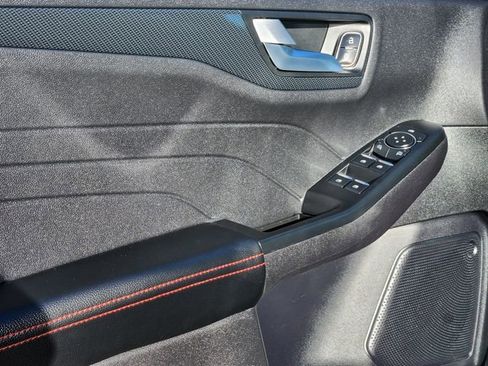 New 2025 Ford Escape ST-Line image 9