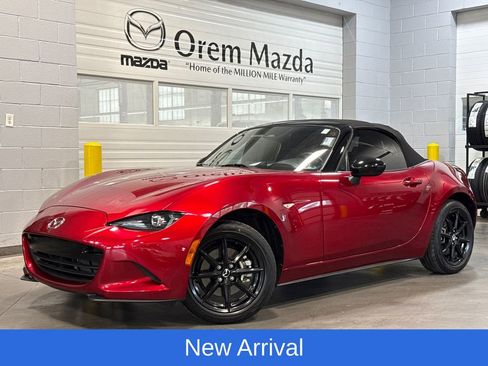 Used 2024 MAZDA MX-5 Miata Sport RWD image 1