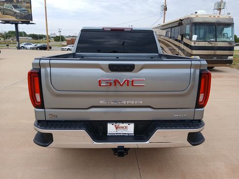 Used 2026 GMC Sierra 1500 SLT w/ SLT Premium Package AWD/4WD image 4