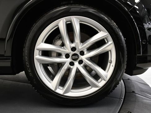Used 2025 Audi Q7 3.0T Premium Plus w/ Premium Plus Package AWD/4WD image 16