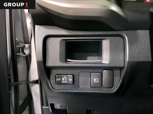 Used 2019 Toyota Tacoma SR5 image 34