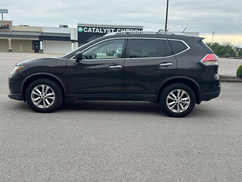 Used 2016 Nissan Rogue SV FWD image 7