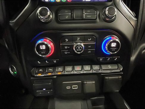 Used 2021 GMC Sierra 1500 AT4 w/ AT4 Premium Package image 13