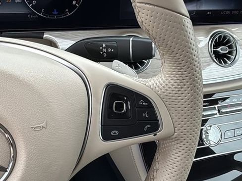 Used 2018 Mercedes-Benz E 400 4MATIC Cabriolet image 22