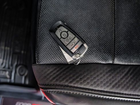 Used 2019 Ford F150 Raptor w/ Equipment Group 802A Luxury image 65