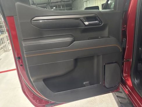 Used 2025 GMC Sierra 1500 AT4 w/ AT4 Premium Package image 29