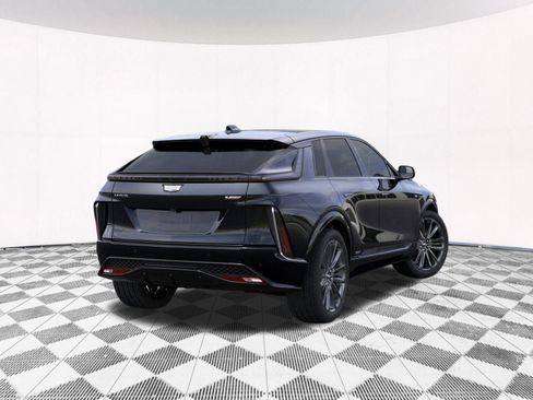 New 2026 Cadillac Lyriq V AWD/4WD image 9