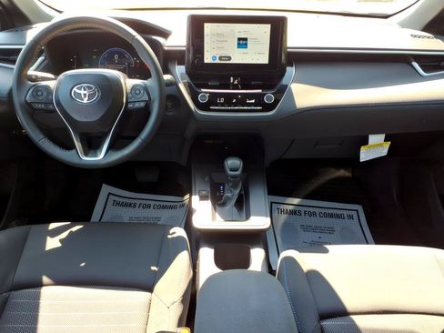 Used 2026 Toyota Corolla Cross AWD Hybrid w/ Moonroof Package image 25