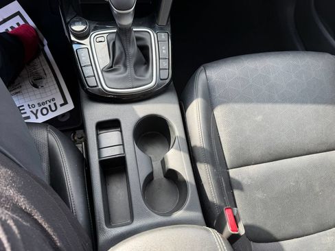 Used 2024 Kia Seltos SX w/ SX Sunroof Package AWD/4WD image 19