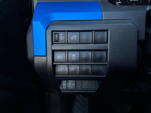 Used 2025 Toyota Tacoma TRD Off-Road image 20