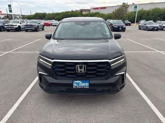 Used 2023 Honda Pilot LX image 8