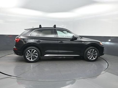 Used 2022 Audi Q5 2.0T Premium w/ Convenience Package AWD/4WD image 38