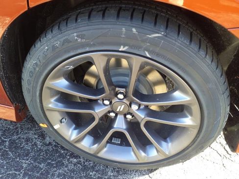 New 2023 Dodge Charger Scat Pack w/ Plus Group image 5