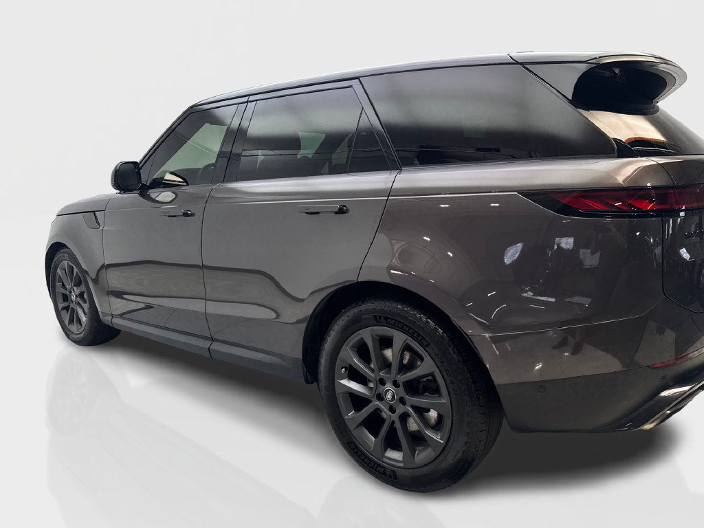 Used 2024 Land Rover Range Rover Sport SE AWD/4WD image 16