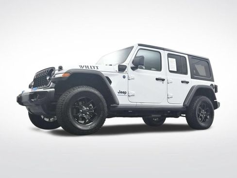 Used 2024 Jeep Wrangler Unlimited AWD/4WD image 30
