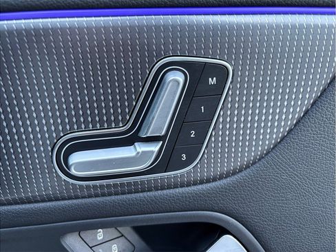 Used 2021 Mercedes-Benz GLA 250 image 39