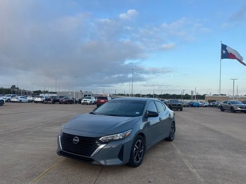Used 2024 Nissan Sentra SV w/ All-Weather Package FWD image 7