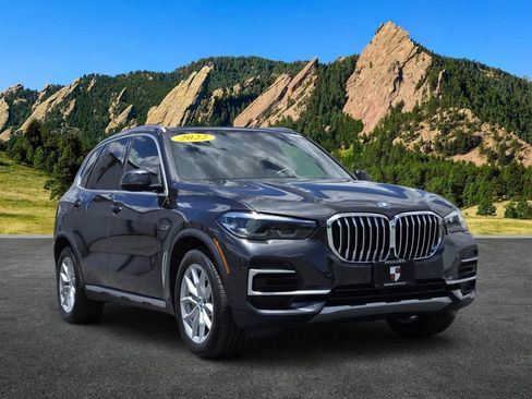 Used 2022 BMW X5 xDrive45e w/ Climate Comfort Package AWD/4WD image 3