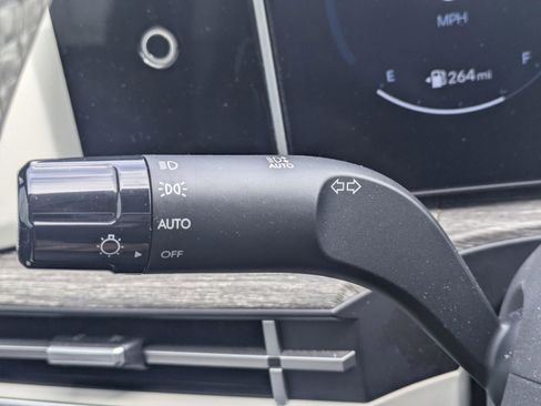 Used 2024 Hyundai Santa Fe Limited image 30