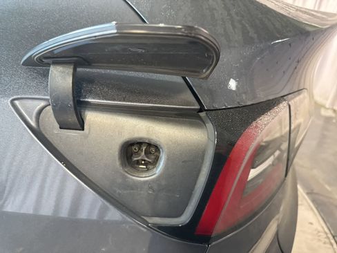 Used 2023 Tesla Model Y Long Range image 11