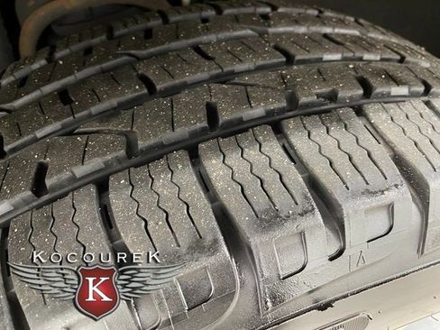 Used 2020 GMC Yukon XL Denali AWD/4WD image 8