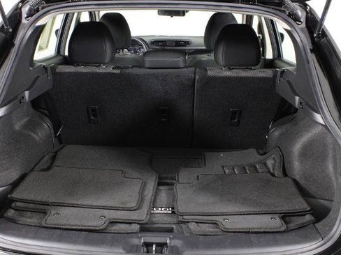 Certified 2020 Nissan Rogue Sport SV image 16