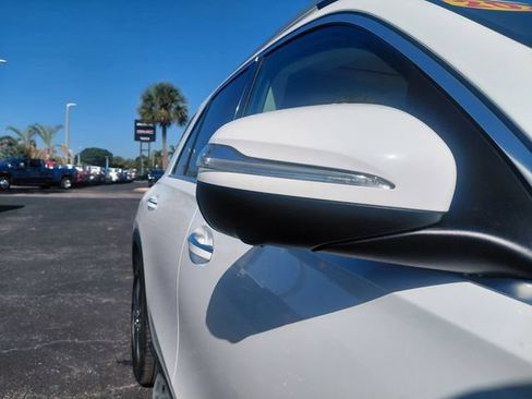 Used 2020 Mercedes-Benz GLE 350 4MATIC image 11