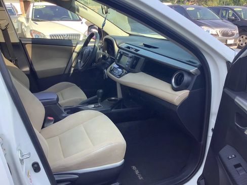 Used 2015 Toyota RAV4 XLE FWD image 12