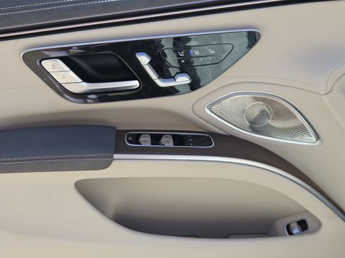 Used 2023 Mercedes-Benz EQS 450+ Sedan image 18